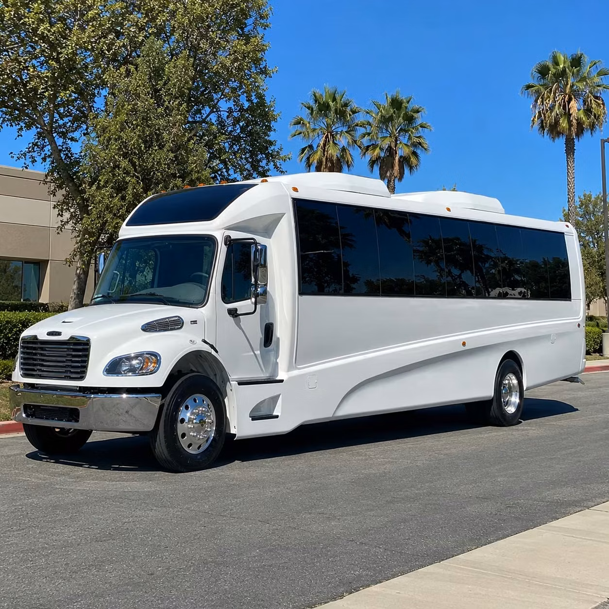 25 passenger minibus
