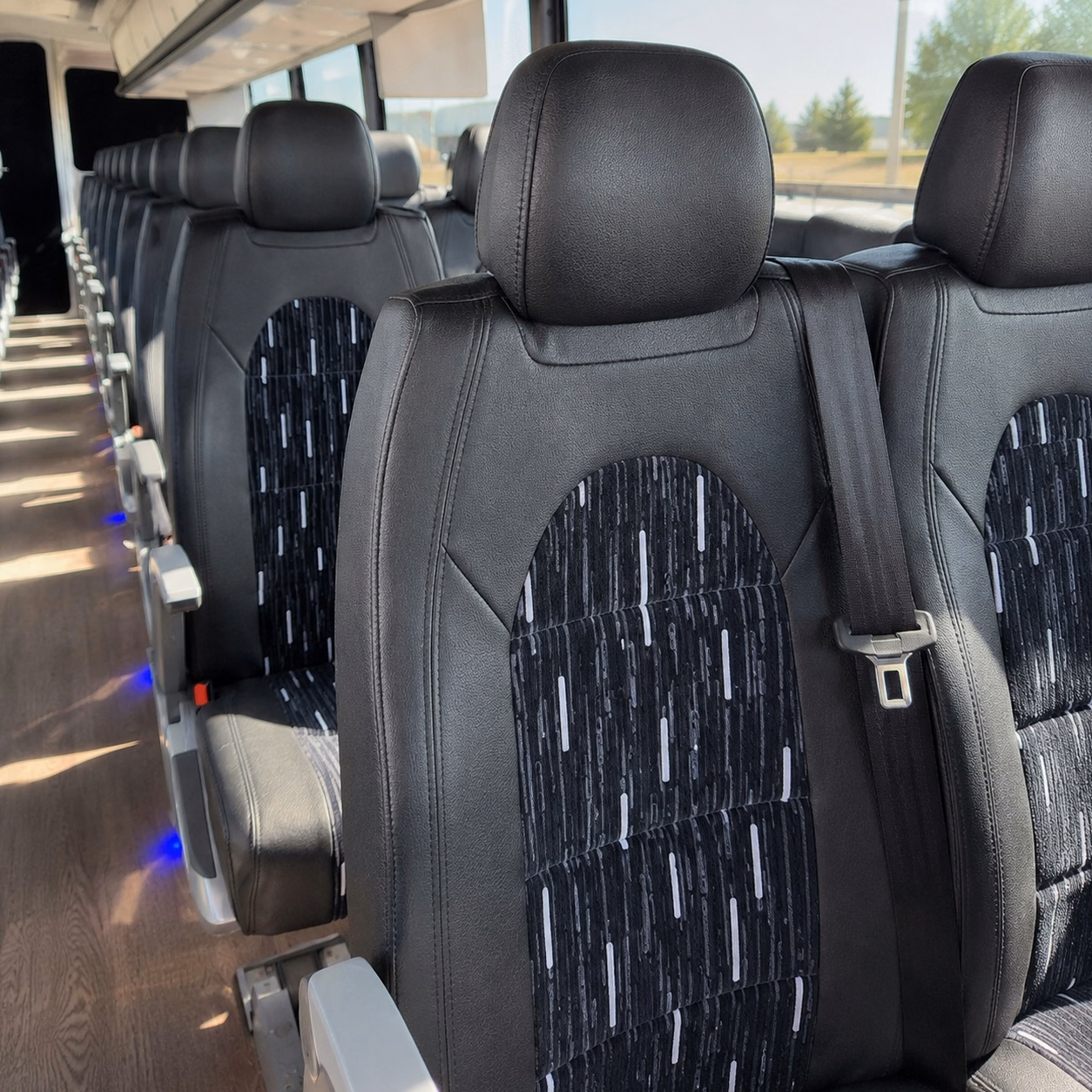 instant online bus rental quotes in santa monica