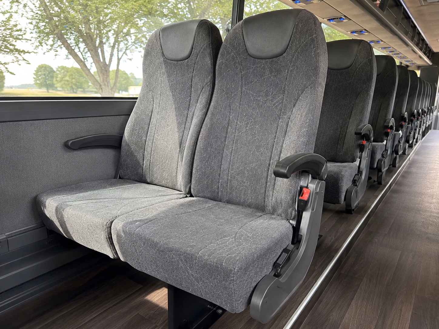santa monicacharter bus rental