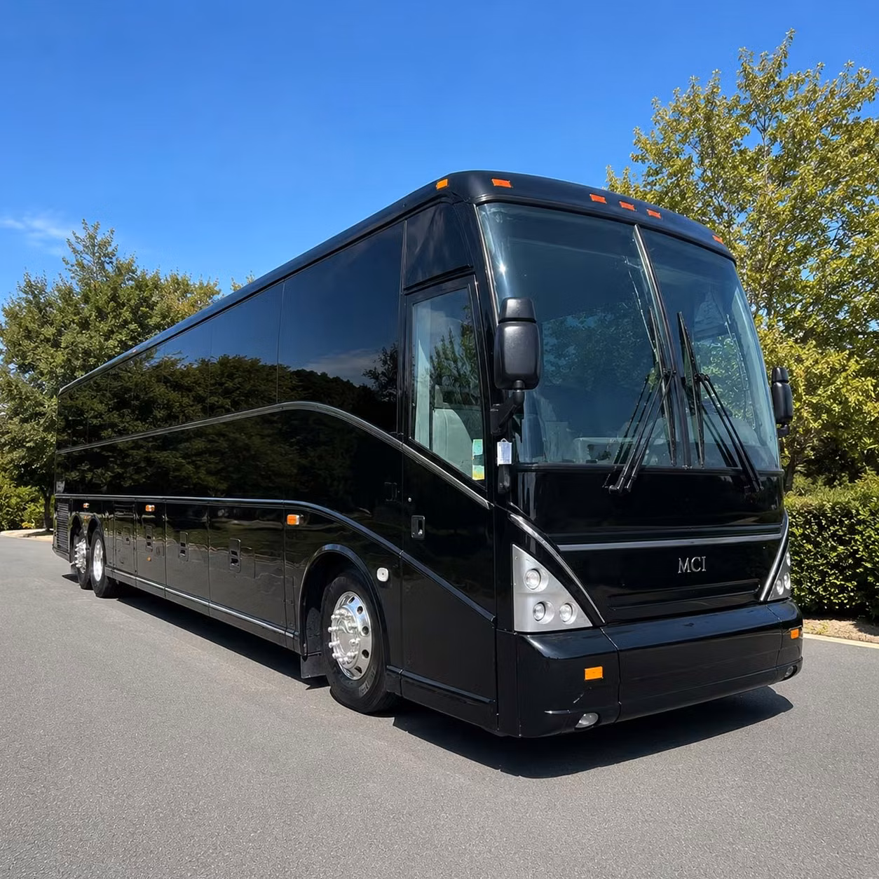 shuttle your team between santa monica offices and lax without the i 10 headache